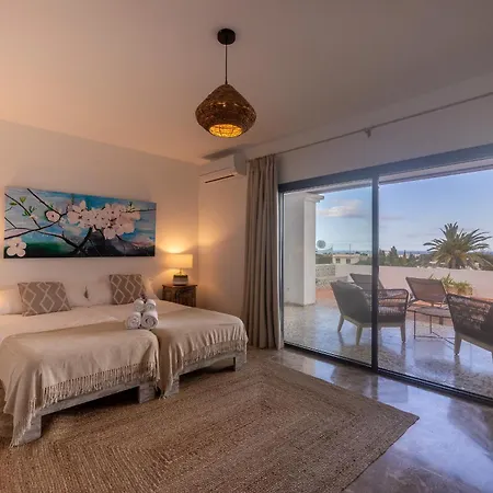 Ravi By Eivillas